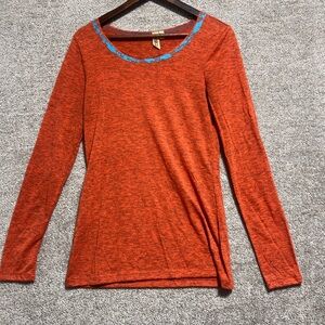 BKE Woman’s Long Sleeve Orange Tee Shirt Size Large *flaw
